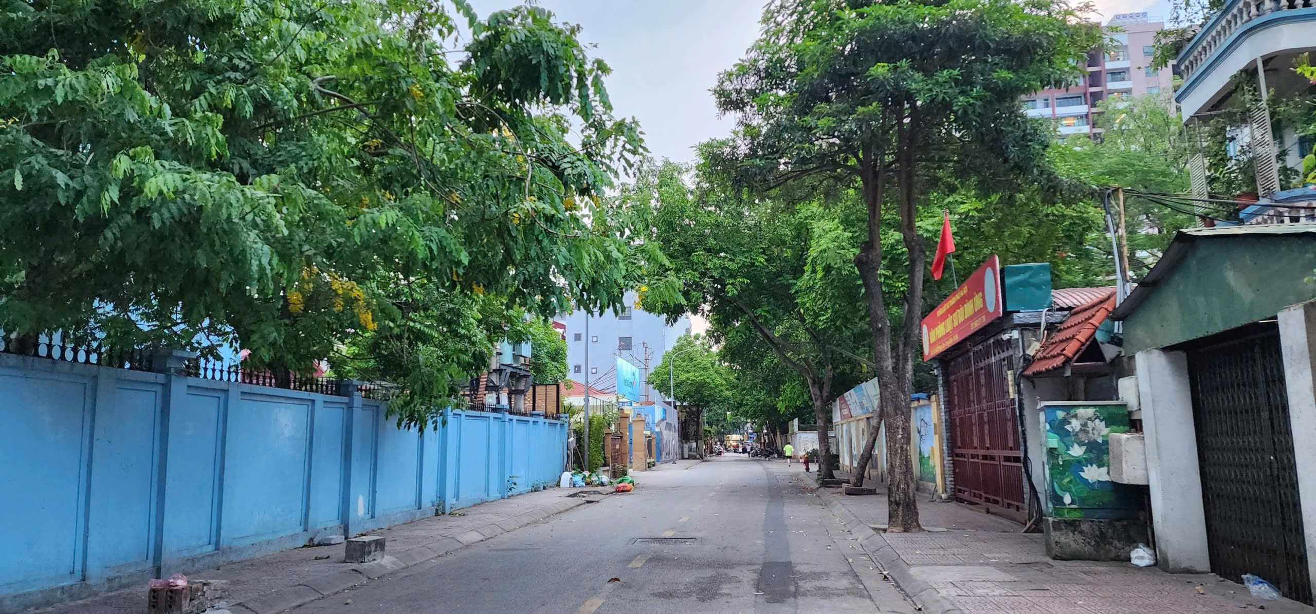 CẦN BÁN NHÀ NGỌC LÂM LONG BIÊN