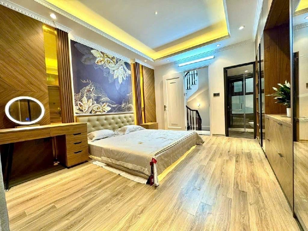 YÊN HÒA DT 30M x MT 4M-NHÀ MỚI 9,55 TỶ-PHÂN LÔ,NGÕ BA GÁC TRÁNH,THÔNG CÁC NGẢ