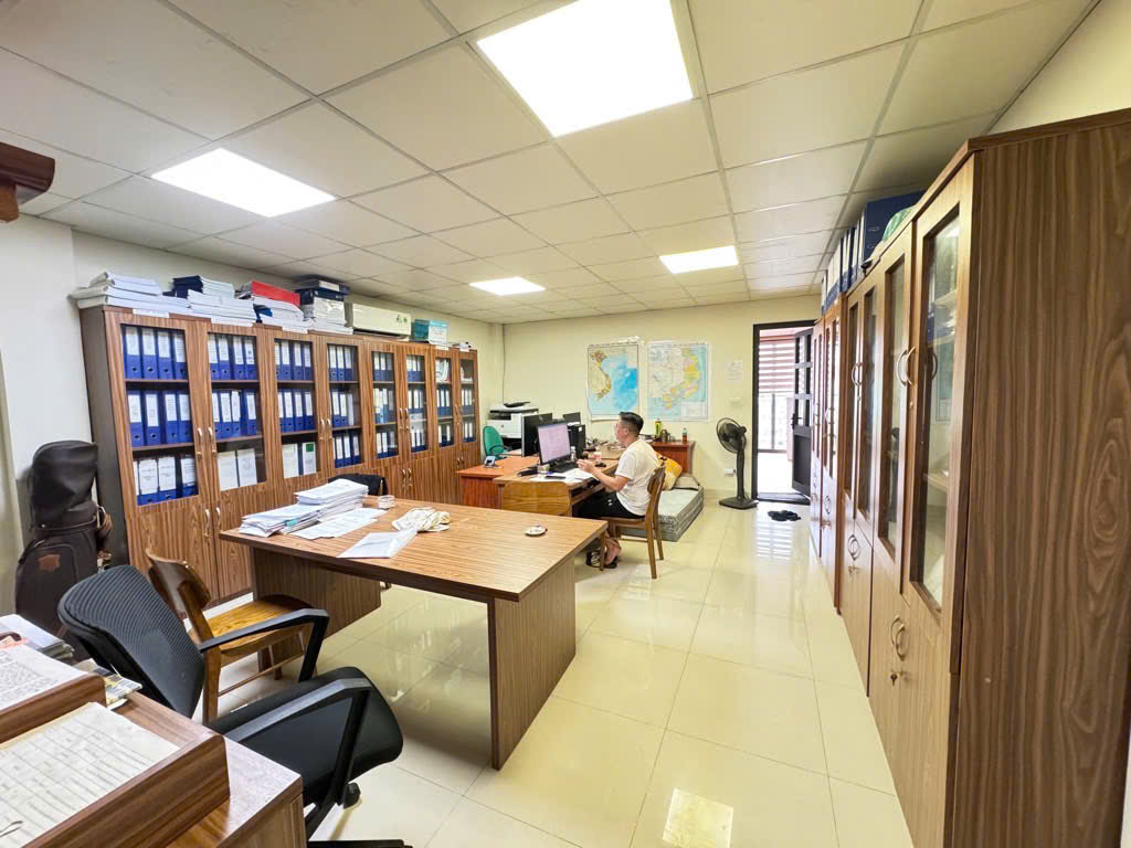 BÁN NHÀ MẠT PHỐ HÀ NỘI – TRUNG TÂM THANH XUÂN – 6 TẦNG – MT 5m – VỈA HÈ Ô TÔ – SỔ VUÔNG.