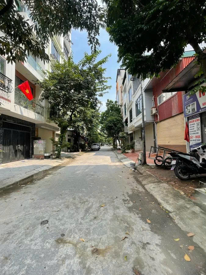 BÁN NHÀ LK ĐÌA LÃO – KIẾN HƯNG – HÀ ĐÔNG – 50M X 5 TẦNG, MT 4M – PHÂN LÔ – NHÀ ĐẸP 13.5 TỶ