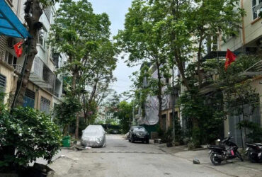 BÁN NHÀ LIỀN KỀ VĂN PHÚ – 77M2 X 4 TẦNG , MT 4.5M GIÁ CHỈ TỪ 18.5 TỶ – NHÀ ĐẸP