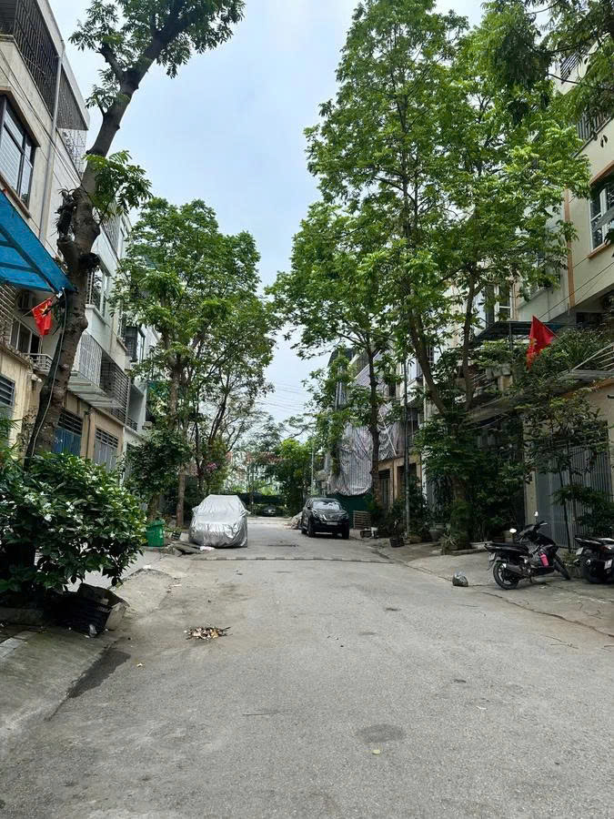 BÁN NHÀ LIỀN KỀ VĂN PHÚ – 77M2 X 4 TẦNG , MT 4.5M GIÁ CHỈ TỪ 18.5 TỶ – NHÀ ĐẸP