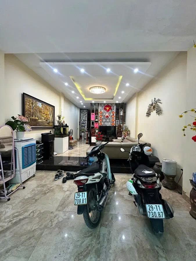 BÁN NHÀ LIỀN KỀ VĂN PHÚ – 77M2 X 4 TẦNG , MT 4.5M GIÁ CHỈ TỪ 18.5 TỶ – NHÀ ĐẸP