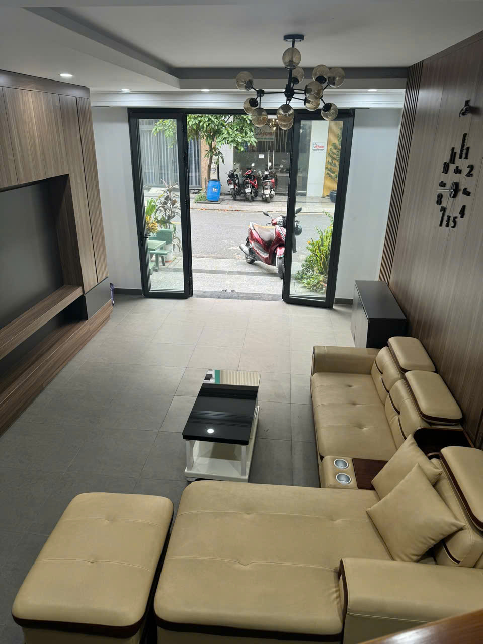 Bán nhà ĐẸP 3 Tầng Dĩ An,Vừa ở vừa Kinh Doanh ok luôn,gần chợ Tân Bình