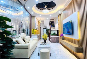 BÁN NHÀ ĐẸP THƯỢNG THANH LONG BIÊN,MỚI TINH-FULL NỘI THẤT-35M NHỈNH 6 TỶ(TL)