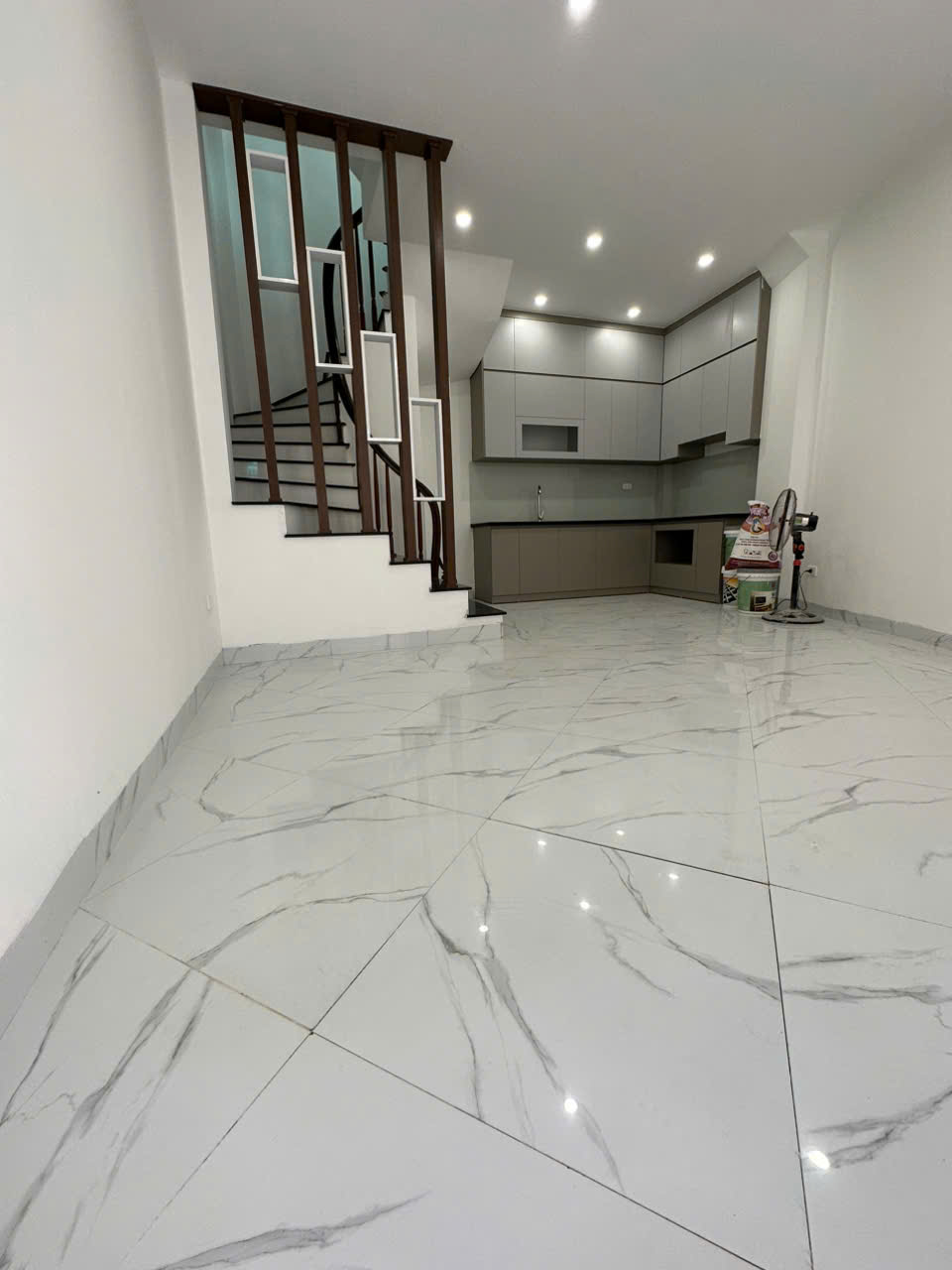 CĂN GÓC 35m2 NHỈNH 5 TỶ – MỚI TINH – Ô TÔ ĐỖ GẦN ,SIÊU THOÁNG ,AN SINH ĐỈNH