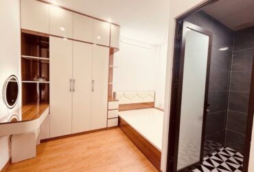 ĐỘI CẤN DT 20M x6 TẦNG 4,980 TỶ NHÀ MỚI,20M RA PHỐ,NGÕ THÔNG