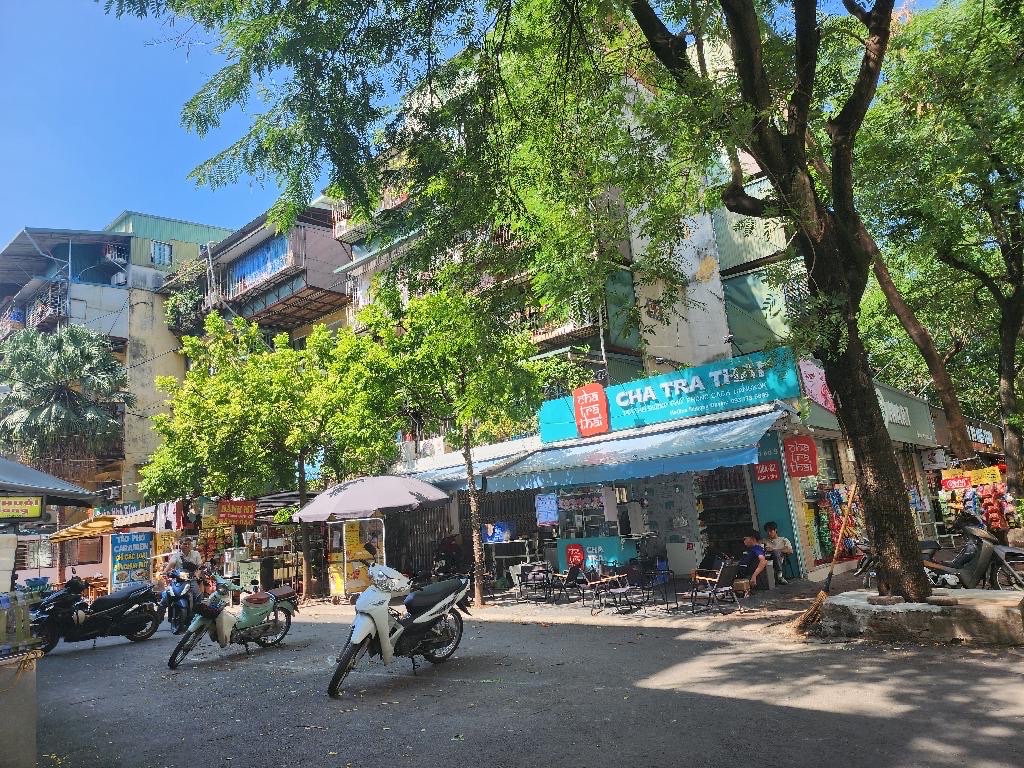 TT NGHĨA TÂN TẦNG 1-DT 70M-5,8 TỶ Ô TÔ TRÁNH,KINH DOANH SIÊU ĐỈNH ,CHO THUÊ 17TR/THÁNG