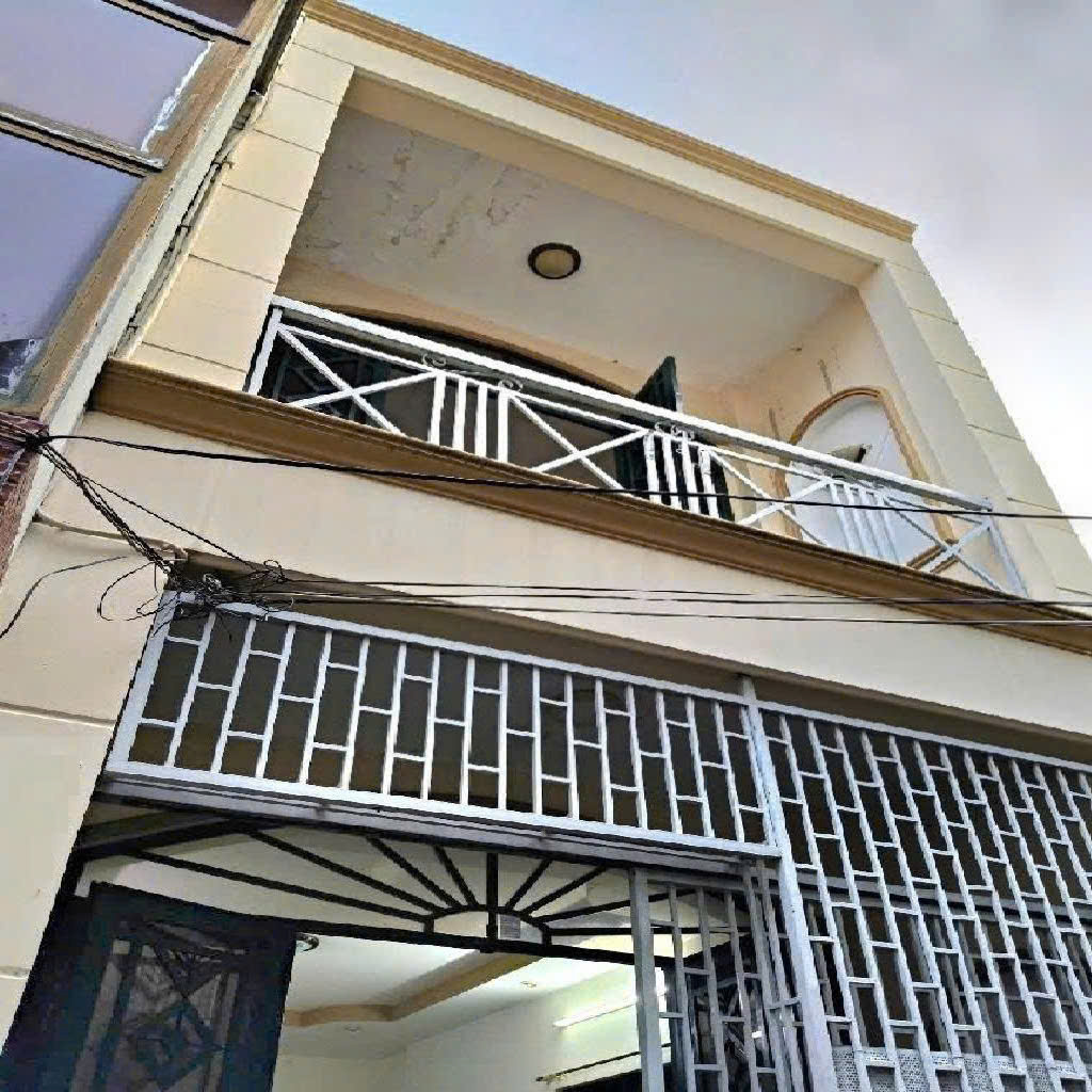 Nhà hẻm Cách Mạng Tháng Tám – QUẬN 10 – 3.7 x 13 m – 4.2 tỷ