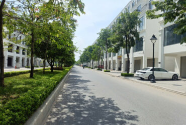 Mặt phố Đại lộ Thảo Viên – Hinode 92.5m2- 5T, Vỉa hè KD, gần hồ, giá 21.5 tỷ