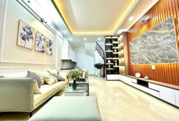 YÊN HÒA DT 40M x5 TẦNG 10,2 TỶ,NGÕ RỘNG,GẦN PHỐ,NHÀ ĐẸP,FULL NỘI THẤT,GIÁ ĐẦU TƯ