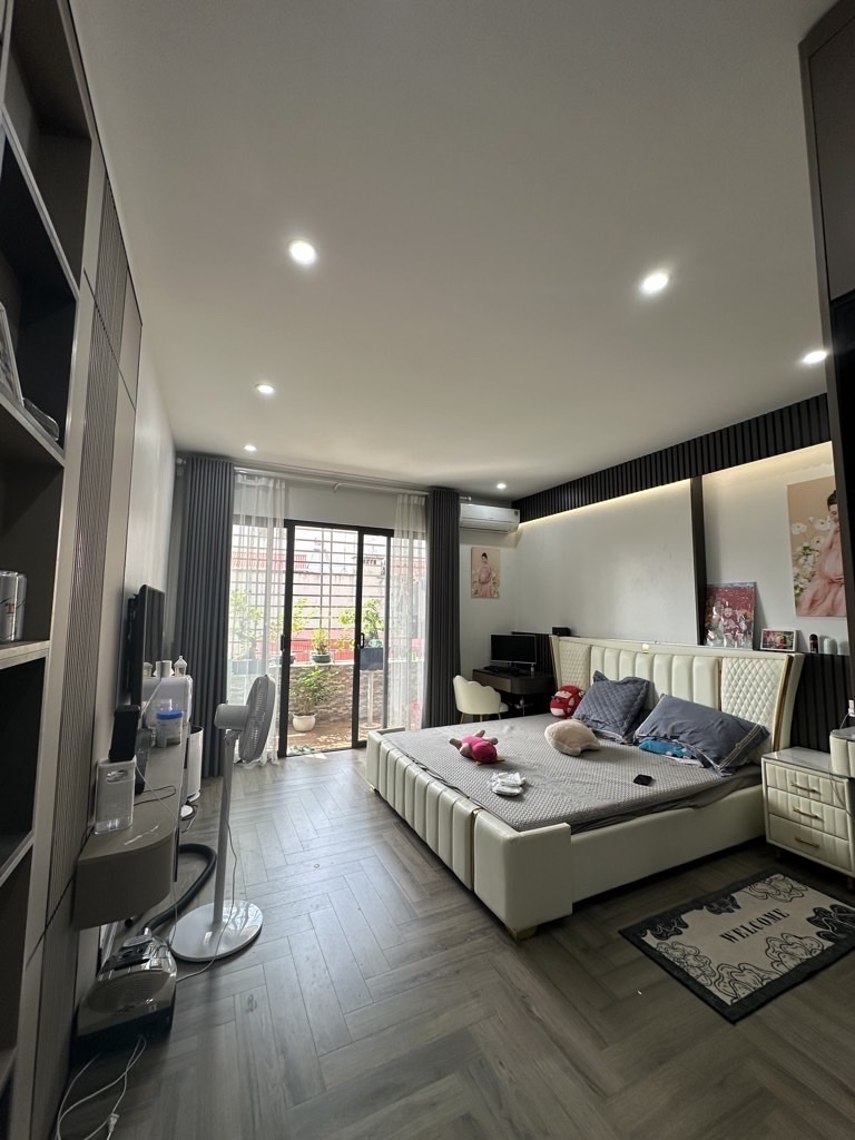 DƯƠNG QUẢNG HÀM 50M x5 TẦNG-20 TỶ,Ô TÔ ĐỖ CỬA,20M RA PHỐ,TRƯỚC MẶT THOÁNG VĨNH VIỄN