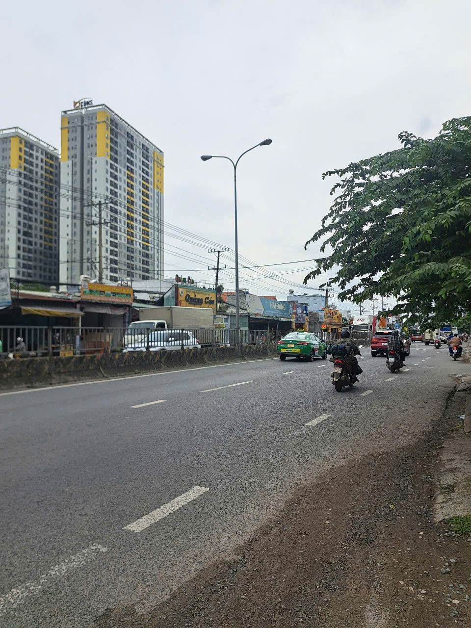 Bán 300m² đất Đông Hòa,SHR đường nhựa 2 ô tô thông,gần BigC Go Dĩ An