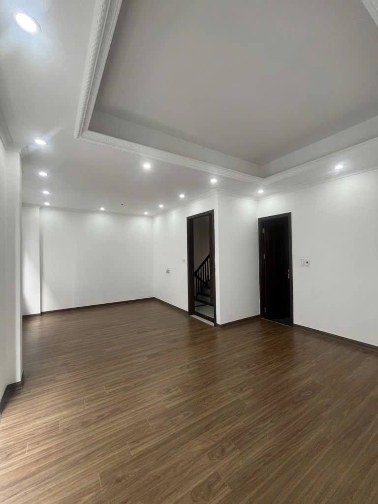 Bán Nhà Phân Lô Tây Hồ – Thang Máy – Thiết Kế Hiện Đại – 7 Tầng – Nhỉnh 14 Tỷ