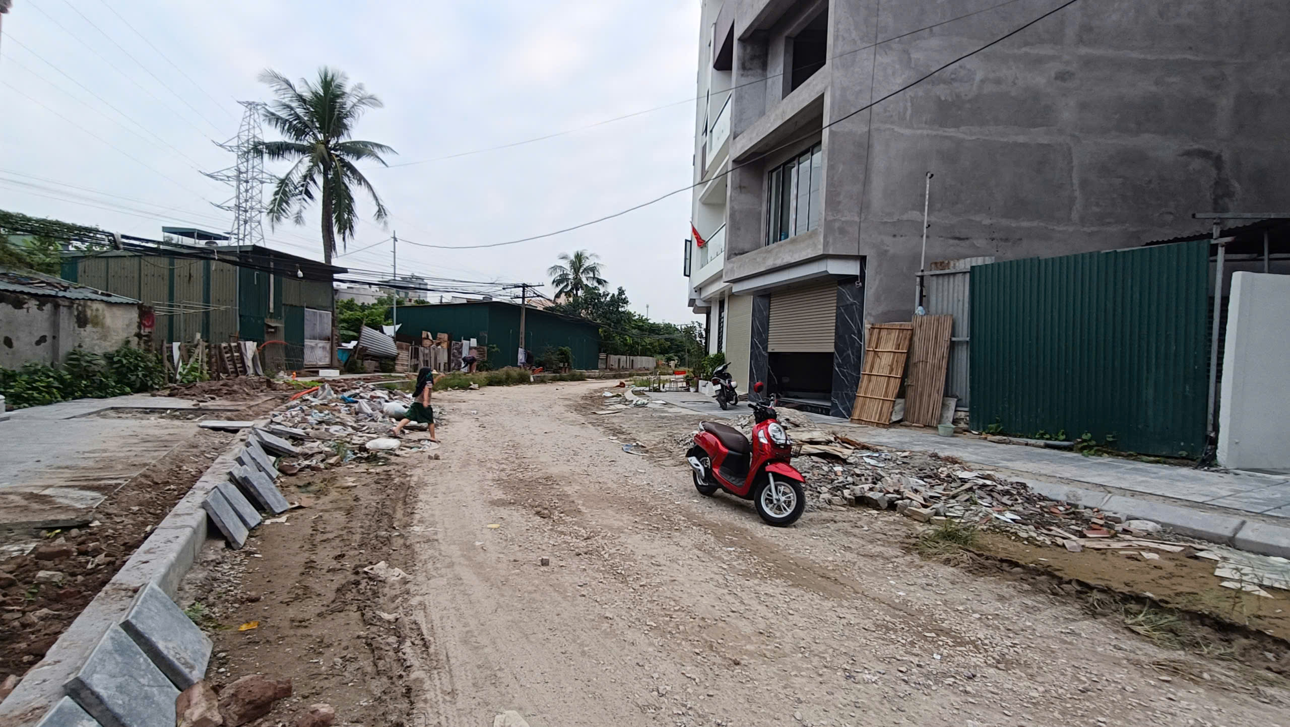 Bán đất Thượng Thanh Long Biên chỉ 3.2 tỷ 220m2