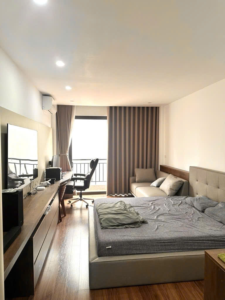 Hàng Hiếm Âu Cơ – Thang Máy – 10m Ôtô – Full Công Năng – 7 Tầng nhỉnh 16 tỷ.