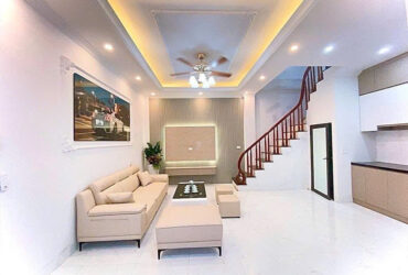 BÁN NHÀ GIA QUẤT LONG BIÊN, MỚI TINH, FULL NỘI THẤT, OTO ĐỔ CỬA 54M