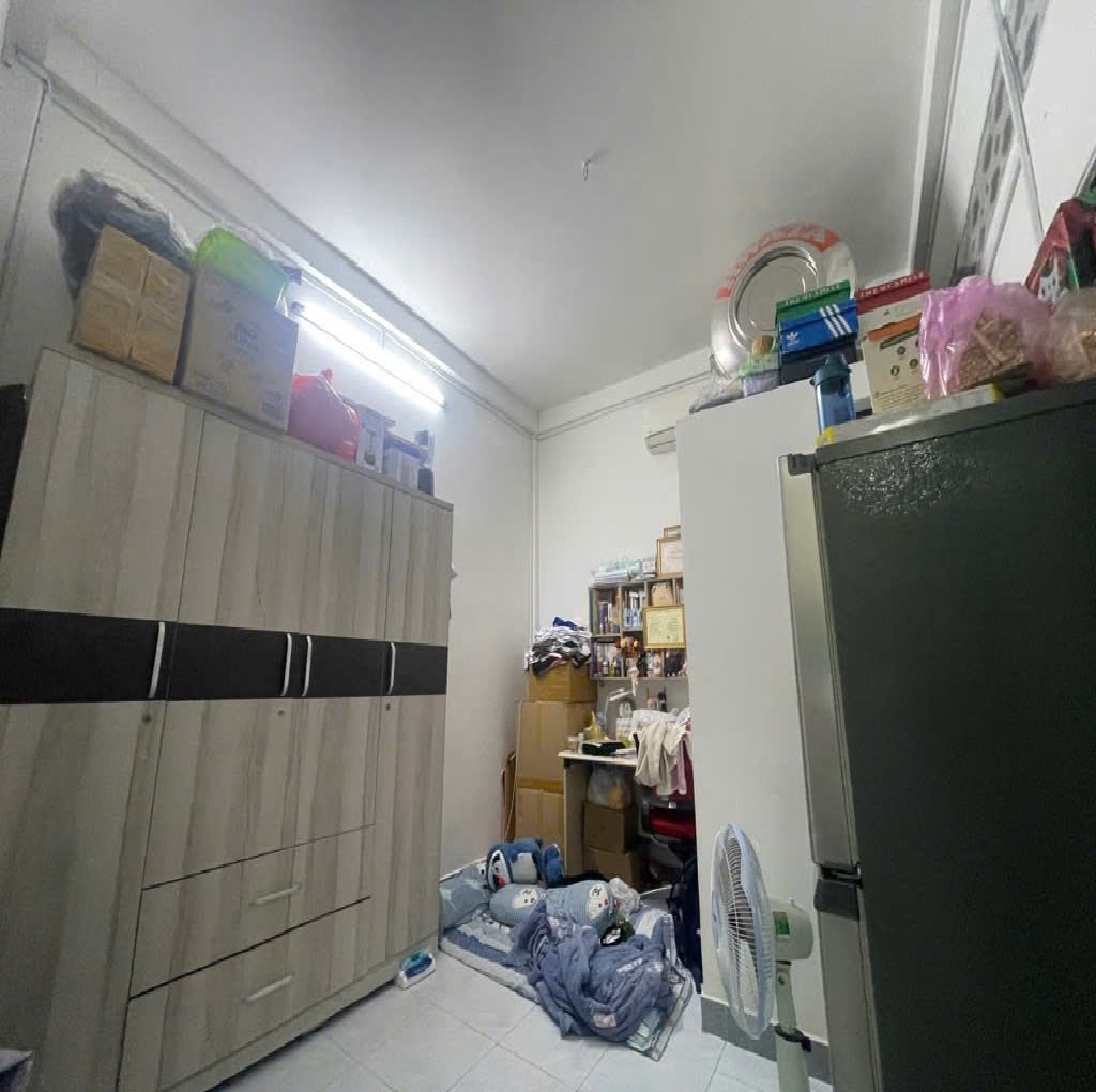 Nhà hẻm Nguyễn Thị Minh Khai – QUẬN 3 – 7.7x3m Vuông – 3 Tầng – 5.5 tỷ