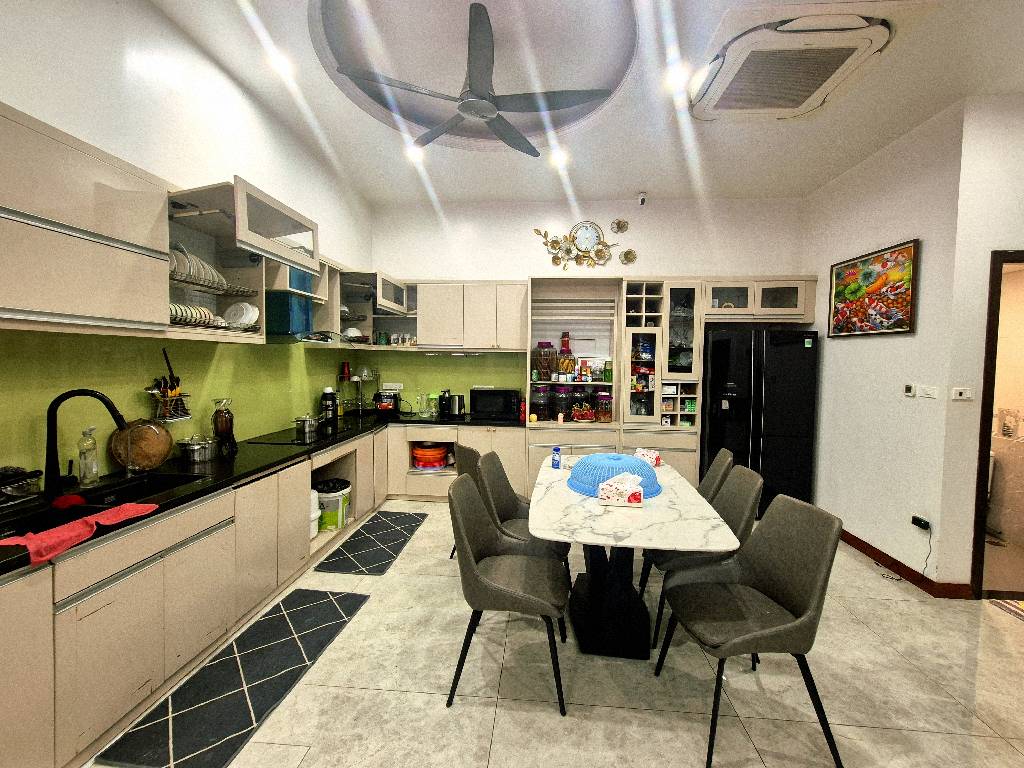 BÁN NHÀ ĐỨC GIANG LONG BIÊN,OTO TRÁNH-FULL NỘI THẤT-76M-NHỈNH 11 TỶ(TL)
