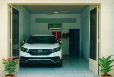 Nhà hẻm Ô tô Cách Mạng Tháng Tám – QUẬN 3 – 4.4 x 19 m – 2 Tầng – Giá 16.5 tỷ