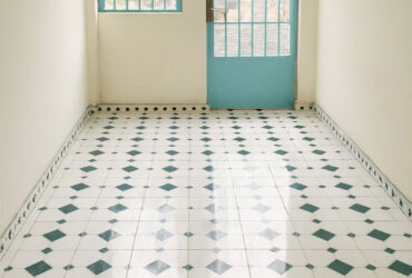 Nhà hẻm Ô tô Cách Mạng Tháng Tám , QUẬN 10 , 47 m2 Vuông vức , 3 Tầng , 4.5 tỷ