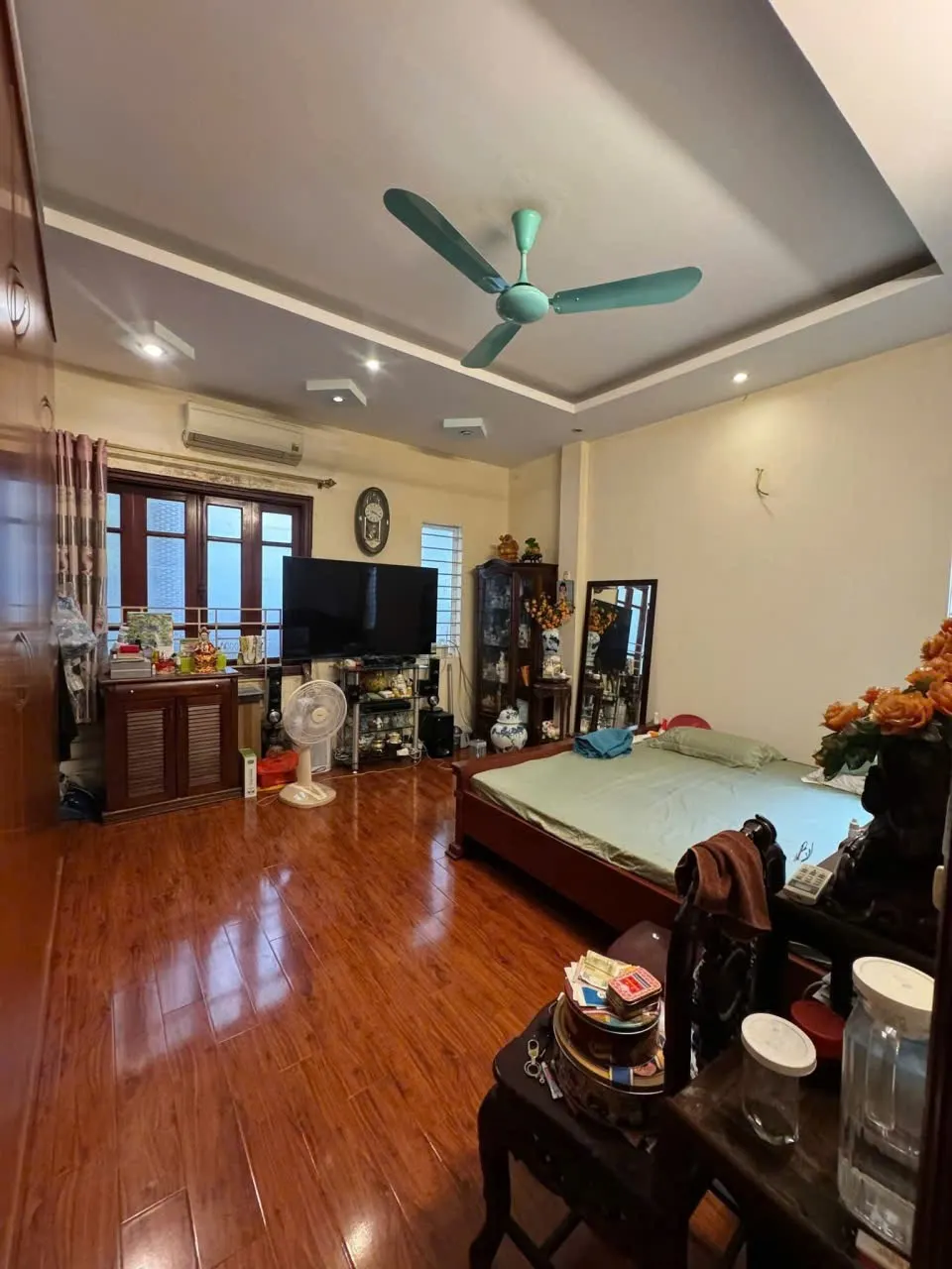 Bán Nhà  Lệnh Cư 30/33m2. 5 tầng. mặt tiền 4.6m. giá 9.7 tỷ Hà Nội