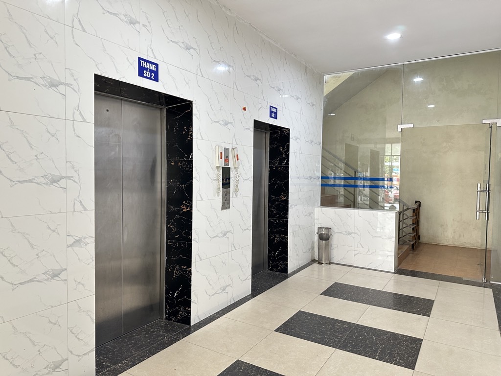 CHUNG CƯ HIẾM VỪA TIỀN – NHÀ ĐẸP LONG LANH – Ở LUÔN – Ô TÔ ĐỖ CHÂN TÒA NHÀ _67 M2