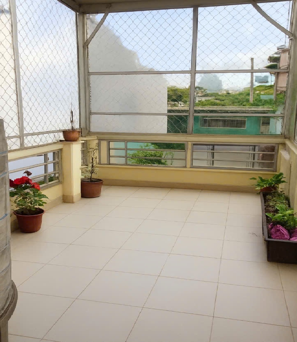 Nhà hẻm Ô tô Cách Mạng Tháng Tám , QUẬN 10 , 47 m2 Vuông vức , 3 Tầng , 4.5 tỷ