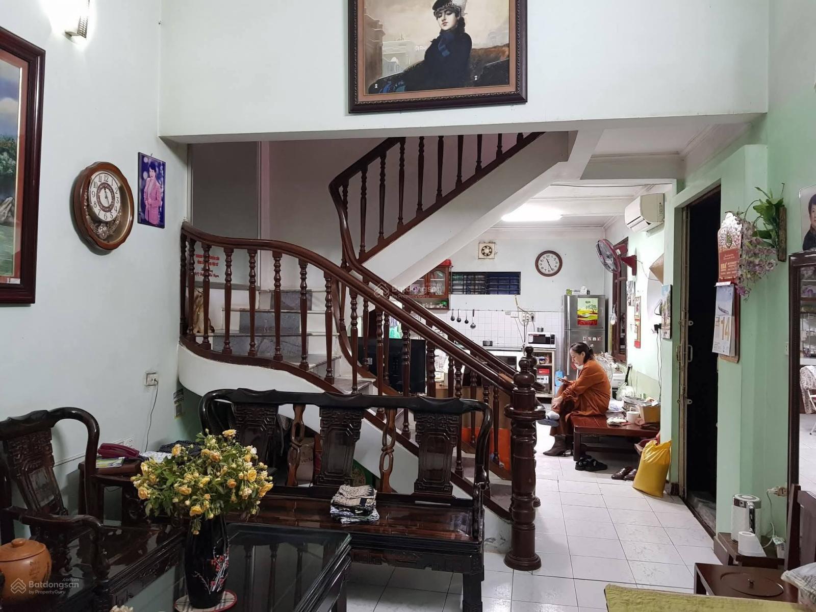 Nhà Phân lô Vương Thừa Vũ-72m*4 tầng*4.5mMT- Oto đỗ cổng-Gần Trường,Chợ. Giá 20,5tỷ