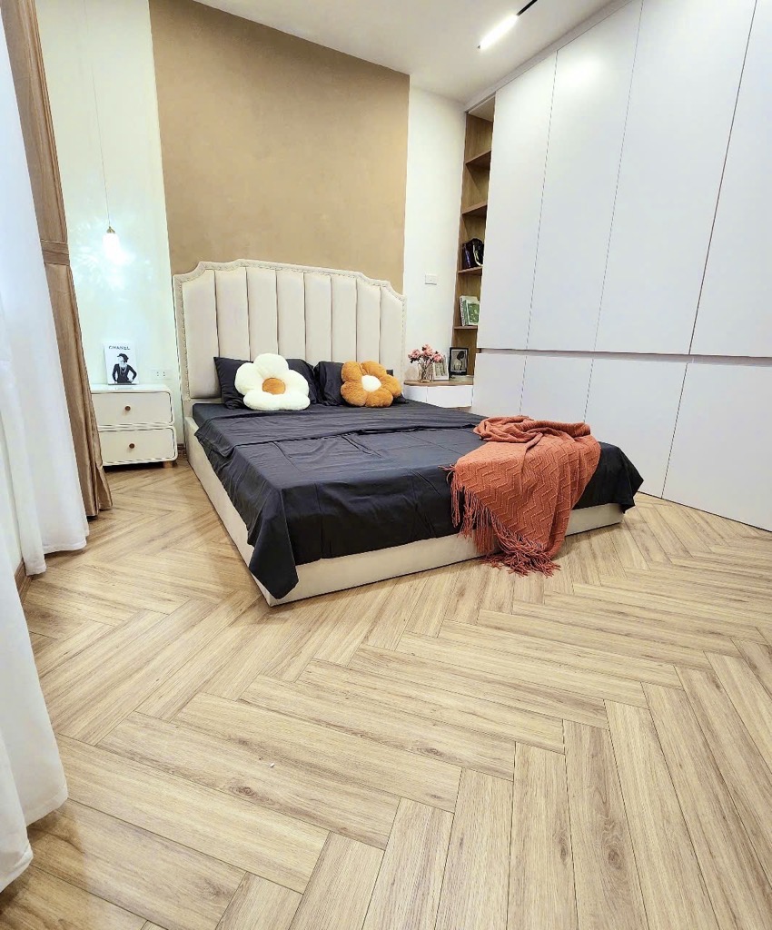 Bạch Mai – 45m – 5 Tầng – Nhà Mới Đẹp Long Lanh