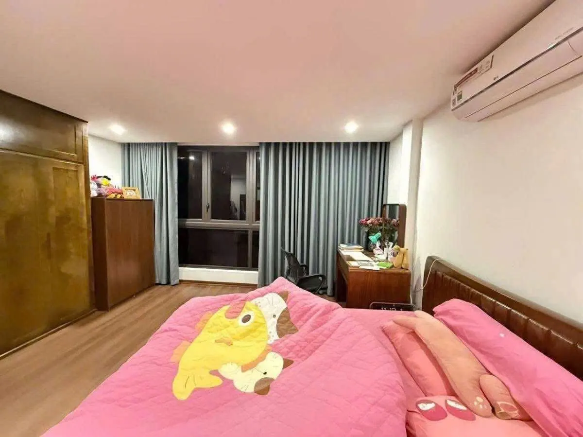 Bán Nhà Khương Thượng 30m2. 5 tầng. mặt tiền 4.5m. giá 11.5 Tỷ Đống Đa Hà Nội