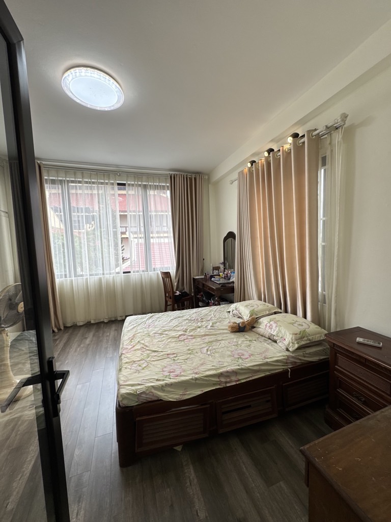 BÁN NHÀ NGỌC THUỴ LONG BIÊN,OTO ĐỖ CỬA,Ô CHỜ THANG MÁY,NGÕ THÔNG,48M