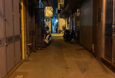 Bán Nhà Mạc Thị Bưởi 32/35m2. 5 tầng. mặt tiền 3.8m. giá 8.85 tỷ Hai Bà Trưng Hà Nội