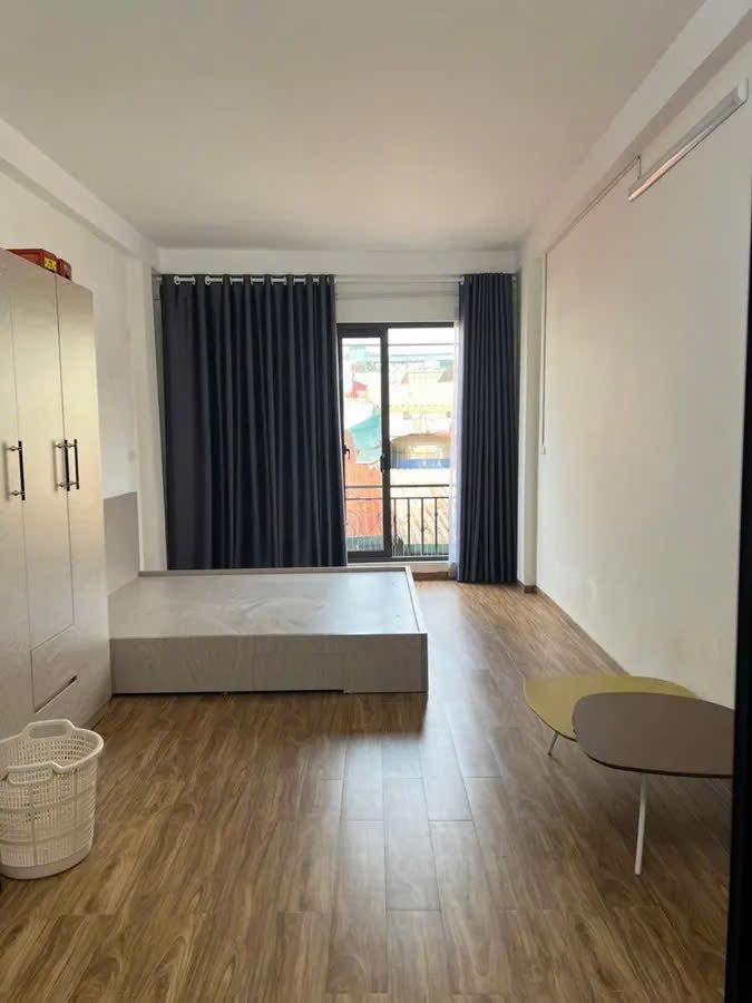 Nhà Phố Hoàng Ngân-70m*4tầng*5mMT-Ngõ thông Hoàng Ngân, Lê Văn Lương- Giá 13,5 tỷ