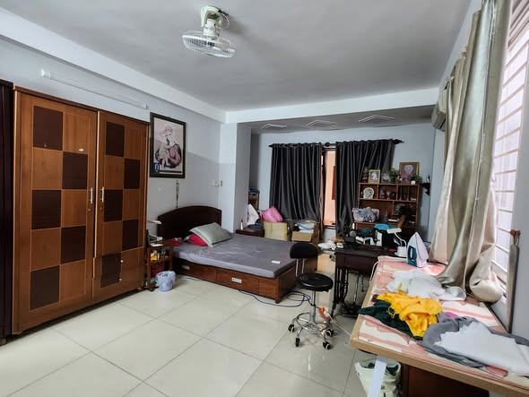 Nhà HXH Đường Huỳnh Văn Bánh Phường 13 Phú Nhuận Cũ.