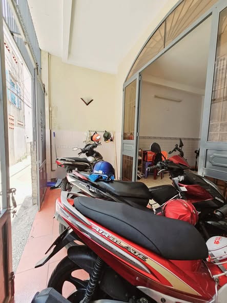 Nhà Đường Thống Nhất, Phường 16 Quận Gò Vấp Cũ.