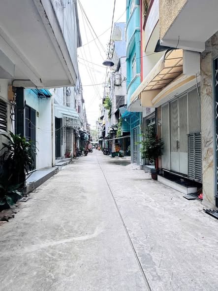 Nhà HXH Đường Nguyễn Đình Chiểu Quận 3 Phường 2 Cũ.