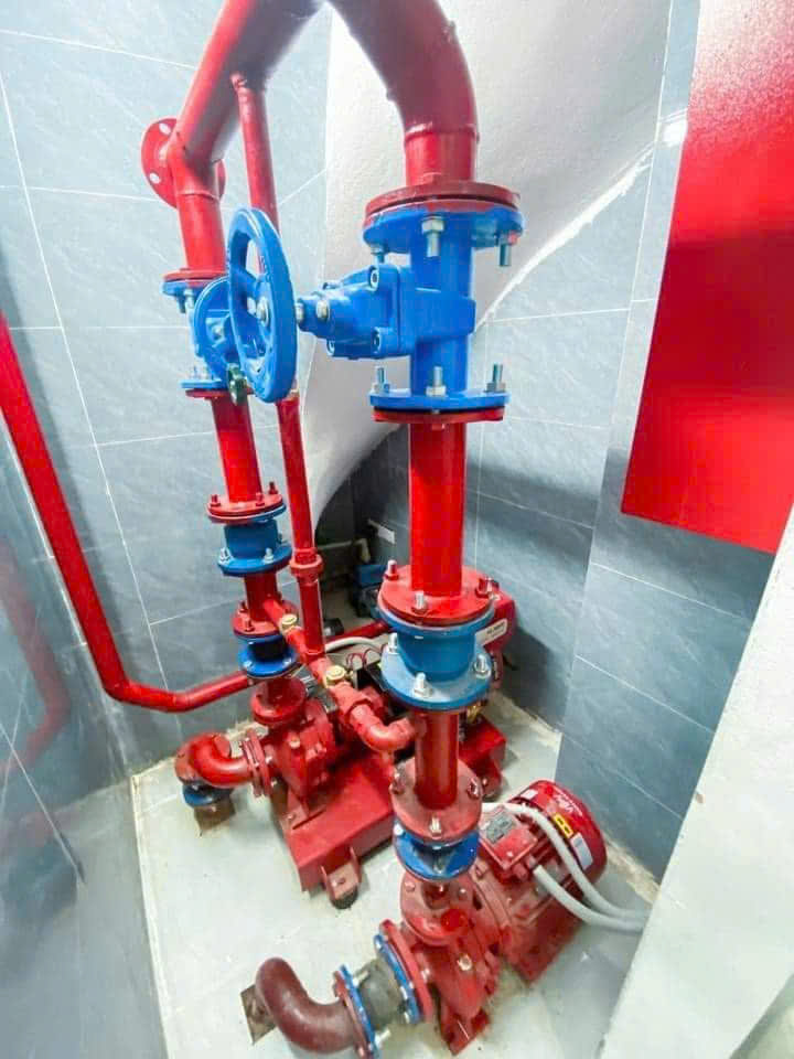 Cho thuê nhà căn góc, Thang máy, PCCC, Vỉa hè, 107m2- 5T, Lò Đúc_51 Tr