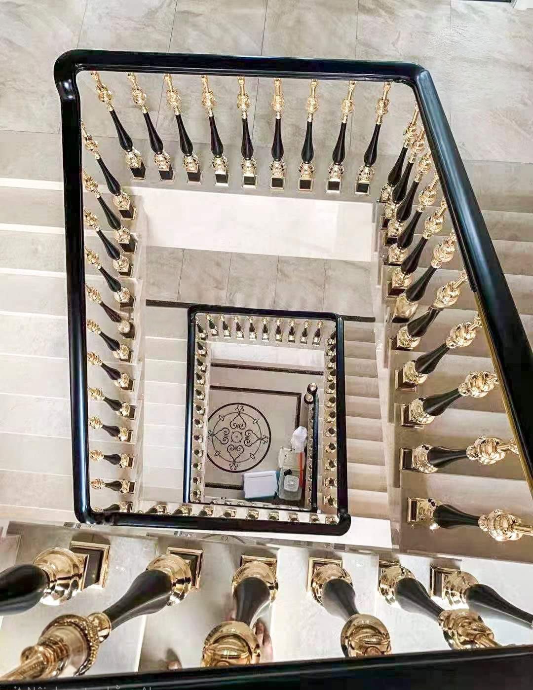 Tôi cho thuê nhà lô góc, mới ,vỉa hè, 119m2- 5T, Nguyễn Thị Định_43 Tr