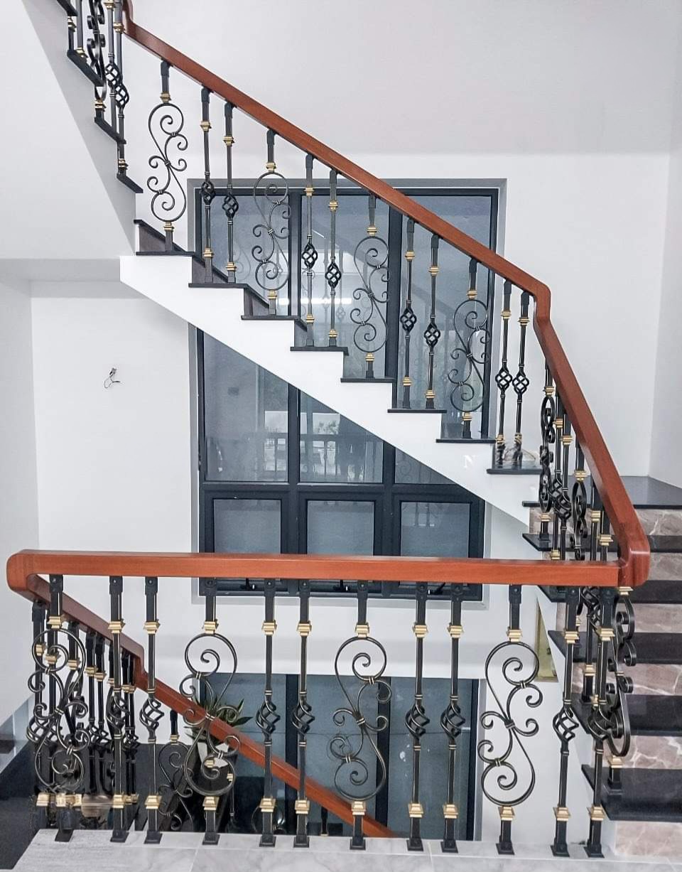 Nhà mình cho thuê nhà hai cửa đi, mới, 102m2_ 4T; vỉa hè, Lò Đúc-29 Tr