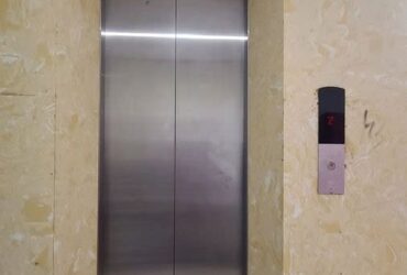 Nhà mình cho thuê nhà lô góc, mới, Mai Hắc Đế; vỉa hè 117m2* 5T- 43 Tr