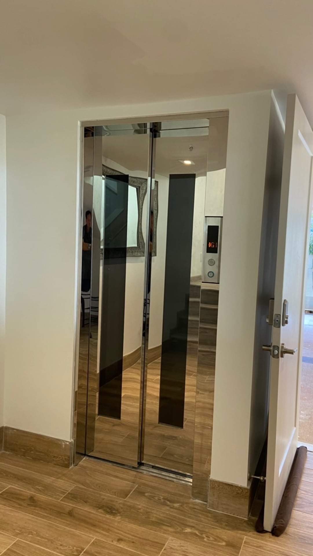 Cho thuê nhà, Thụy Khuê, Tây Hồ, PCCC, Thang máy; 201m2* 7T- 115 Tr