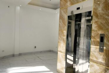 Tôi chủ nhà cho thuê nhà lô góc, mới ,vỉa hè, 120m2- 5T, Duy Tân_44 Tr