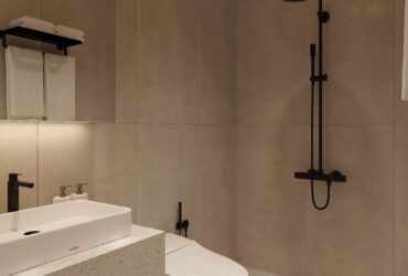 Nhà tôi cho thuê Nhà hàng, VP, KD, 102m2_ 5T; vỉa hè, Lò Đúc-31 Tr