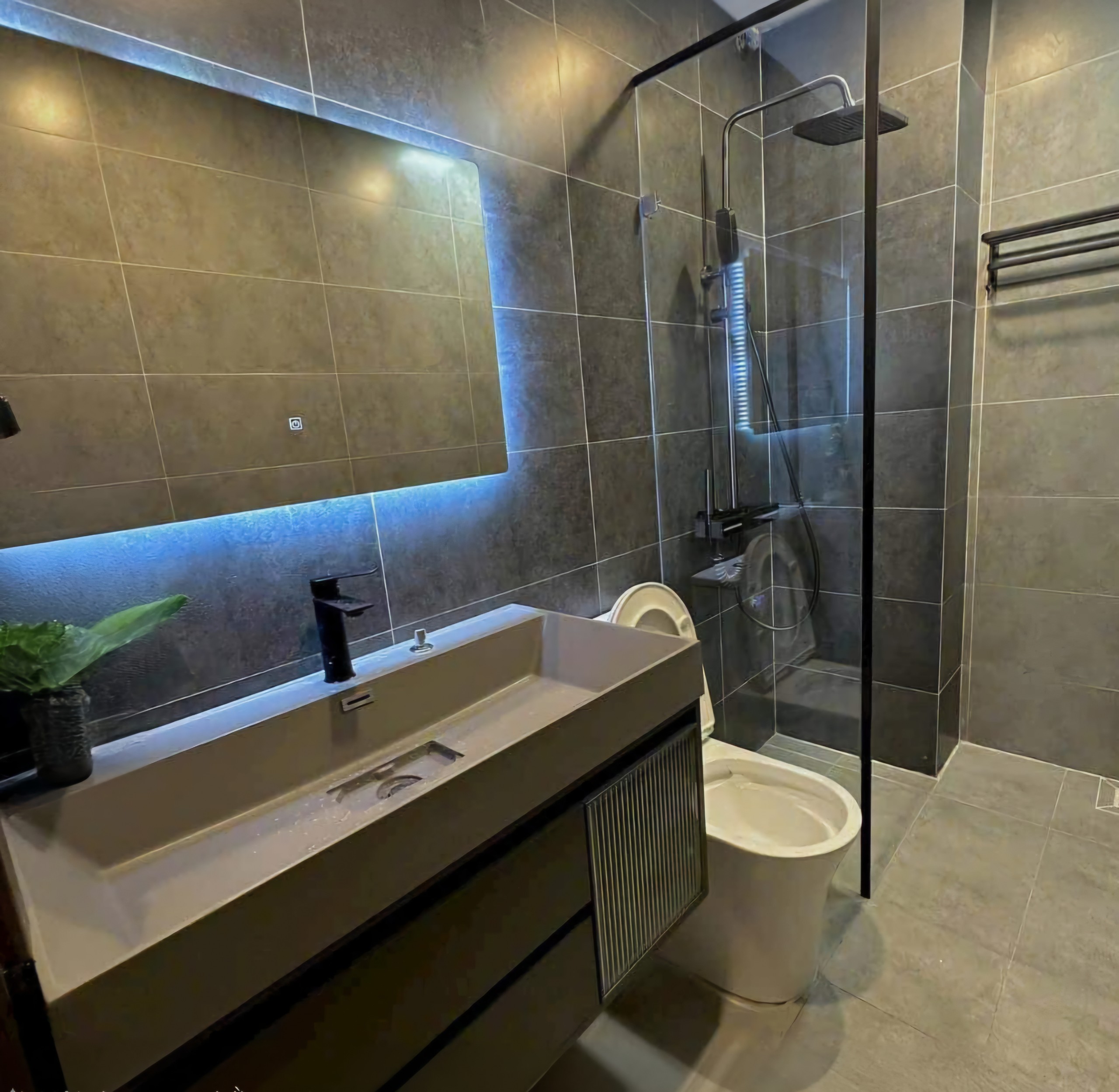 Tôi Cho thuê nhà mới, căn góc, Lương Định Của, 107m2x 5T vỉa hè 29 Tr