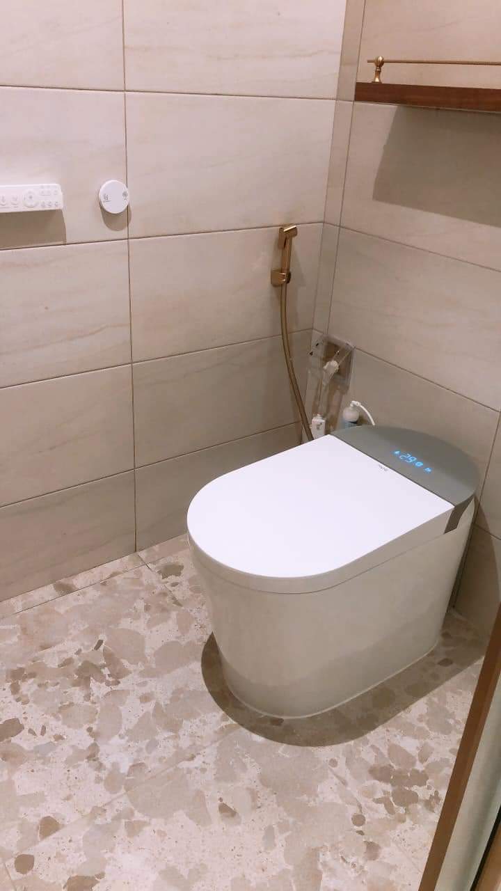 Nhà mình cho thuê nhà mới, lô góc, Lạc Trung, 104m2x 4T vỉa hè 33 Tr