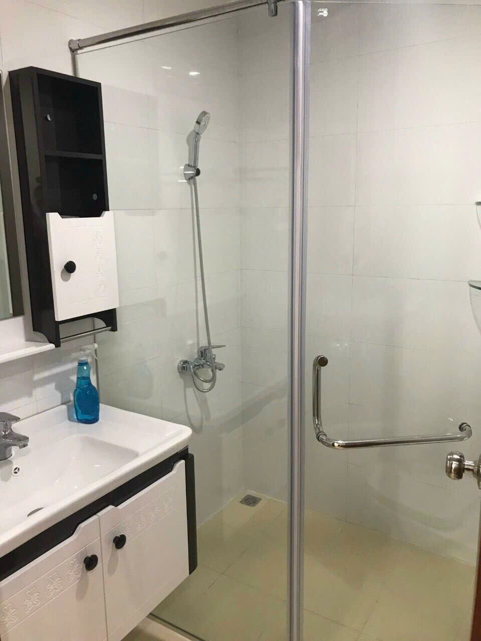 Nhà tôi cần cho thuê nhà mới, lô góc, 99m2_ 5T; vỉa hè, Đội Cấn-35 Tr