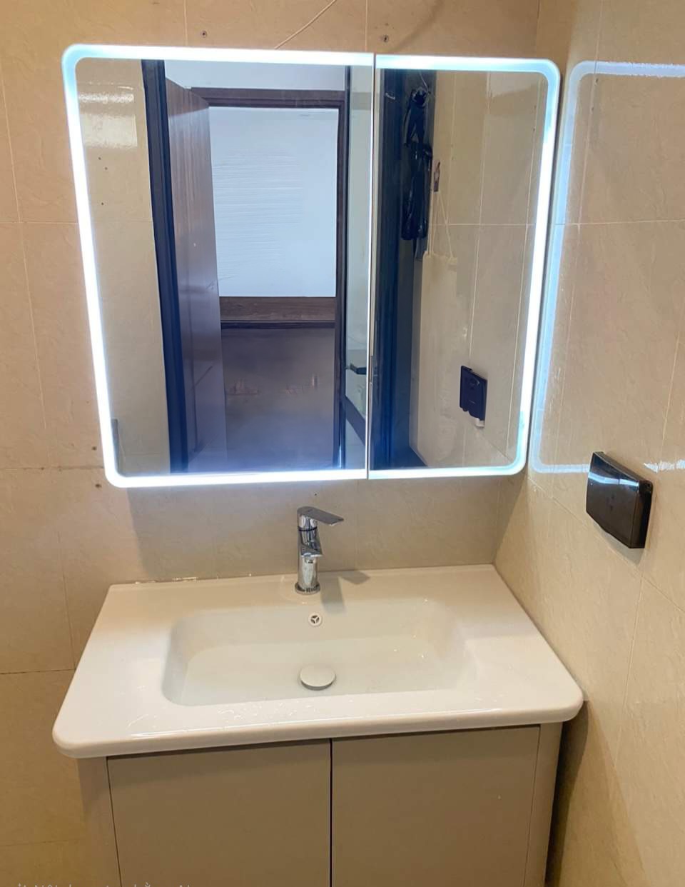 Cho thuê nhà, Vỉa hè, THANG MÁY, pccc, 100m2- 5T, Phố Láng Hạ_31 Tr