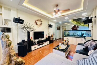 Bán Nhà Trường Chinh 53m2. 5 tầng. mặt tiền 4.3m. giá 14.7 Tỷ Đống Đa Hà Nội