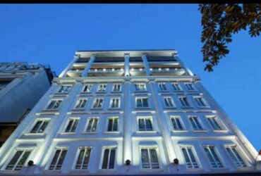 bán khách sạn 4* Hoàn Kiếm, 500m x 12 tầng, mặt tiền 18m, dòng tiền 1 tỷ/tháng